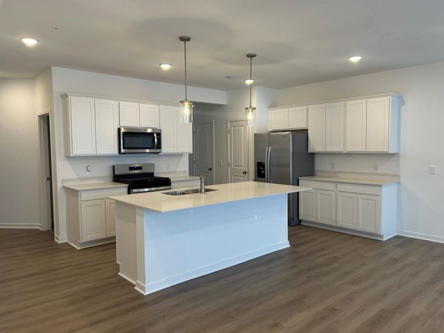 17935 Genoa Drive, Lakeville, MN 55044