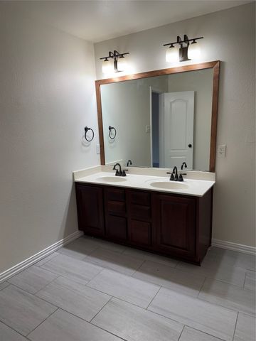 3012 Timber Ridge Lane, Mesquite, TX 75181