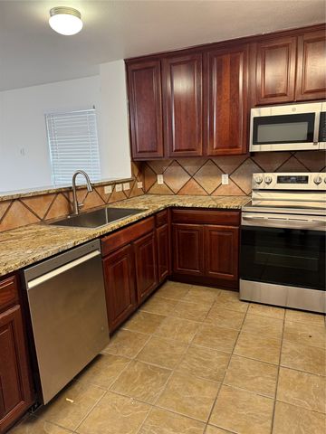 3012 Timber Ridge Lane, Mesquite, TX 75181