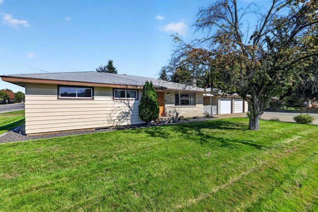 13907 E 4th Ave, Spokane Valley, WA 99216 property photo