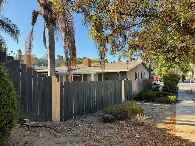 5402 Baja Drive, San Diego, CA 92115