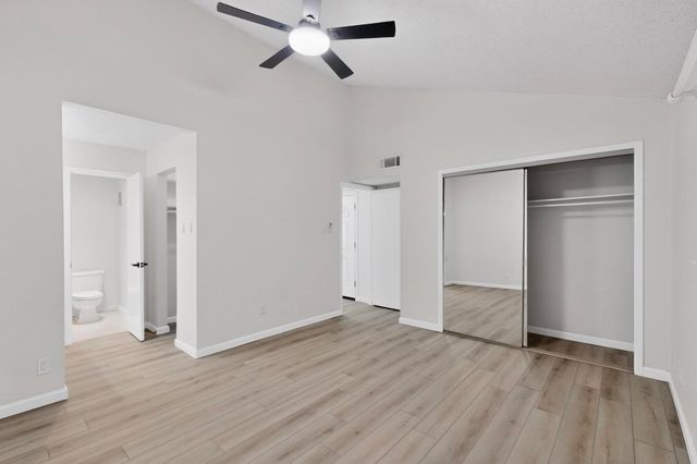 2018 Warnford Place, Arlington, TX 76015