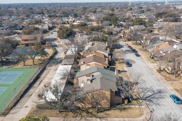 2018 Warnford Place, Arlington, TX 76015