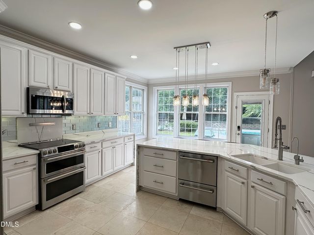 120 Plyersmill Road, Cary, NC 27519