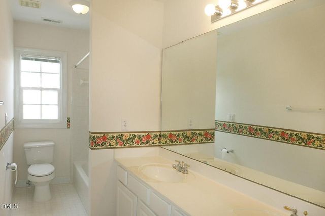 5 Lakehurst Court, Durham, NC 27713