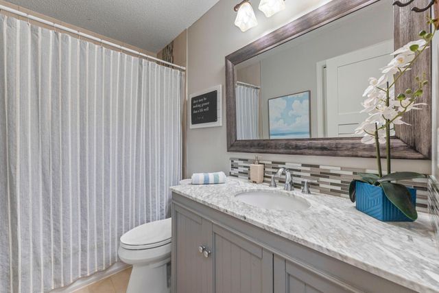 18244 88th Place N, Maple Grove, MN 55311