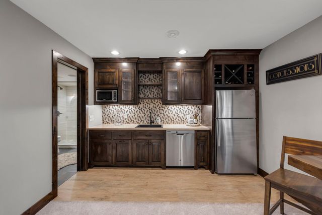 18244 88th Place N, Maple Grove, MN 55311