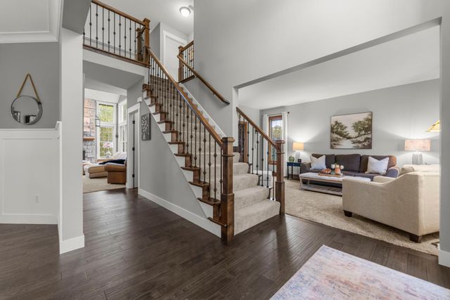 18244 88th Place N, Maple Grove, MN 55311