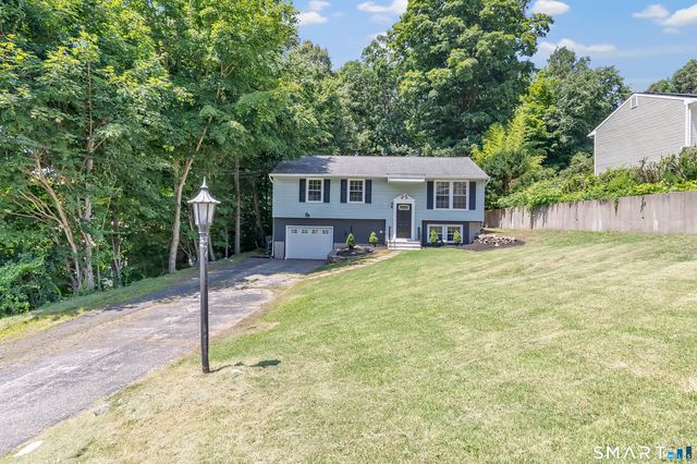 178 Osborn Road, Naugatuck, CT 06770