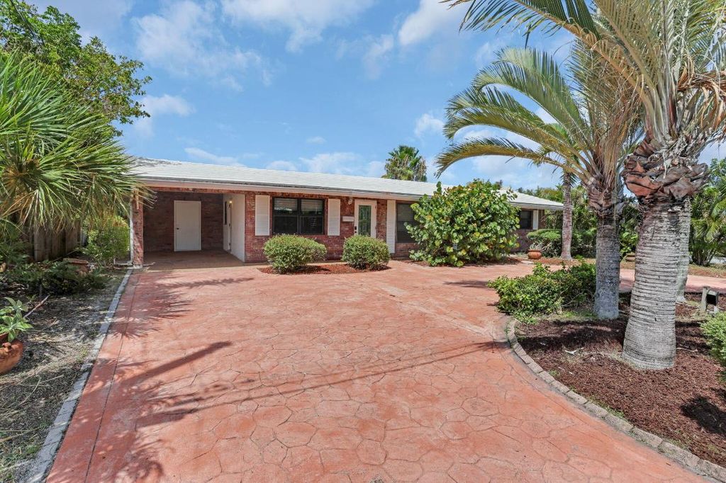 1701 NE 63rd Court, Fort Lauderdale, FL 33334