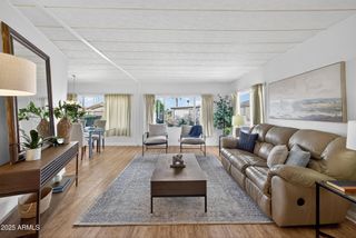 5807 E LEONORA Street, Mesa, AZ 85215