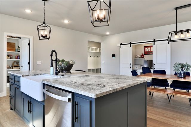 713 Saffron Avenue, Tontitown, AR 72762