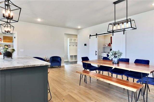 713 Saffron Avenue, Tontitown, AR 72762