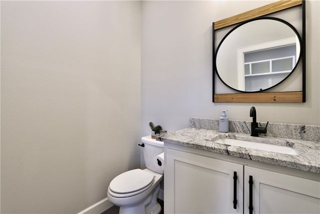 713 Saffron Avenue, Tontitown, AR 72762