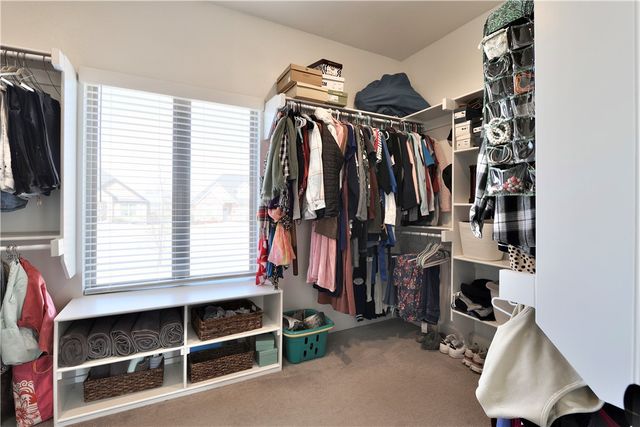 713 Saffron Avenue, Tontitown, AR 72762