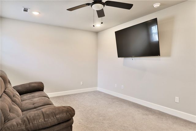 713 Saffron Avenue, Tontitown, AR 72762