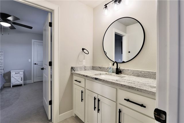 713 Saffron Avenue, Tontitown, AR 72762