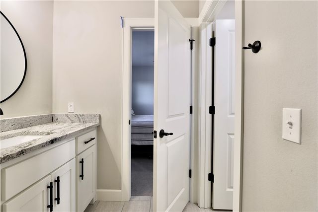 713 Saffron Avenue, Tontitown, AR 72762