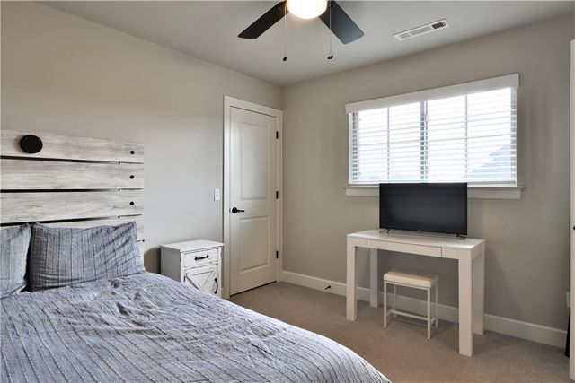 713 Saffron Avenue, Tontitown, AR 72762