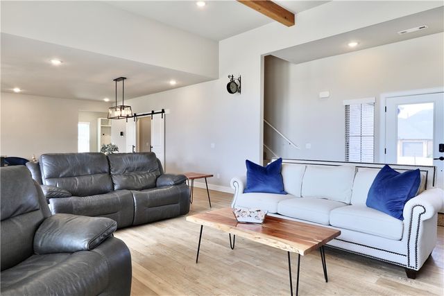 713 Saffron Avenue, Tontitown, AR 72762