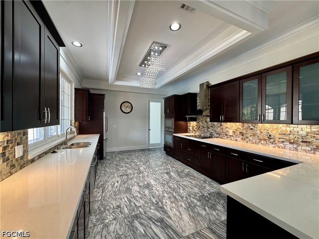 14370 McGregor BLVD, Fort Myers, FL 33919