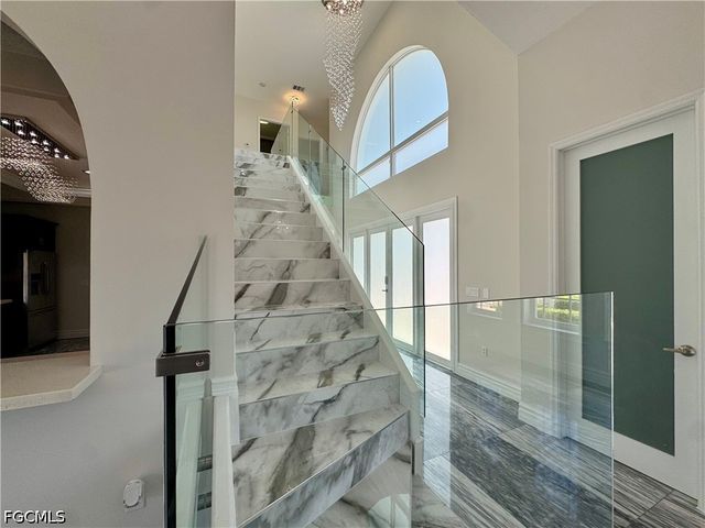 14370 McGregor BLVD, Fort Myers, FL 33919