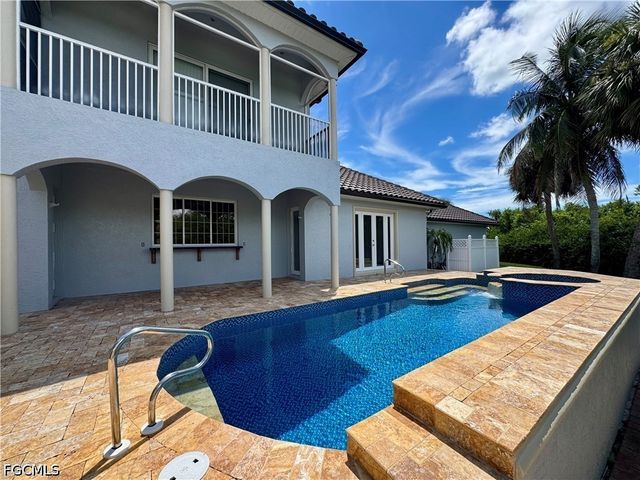 14370 McGregor BLVD, Fort Myers, FL 33919