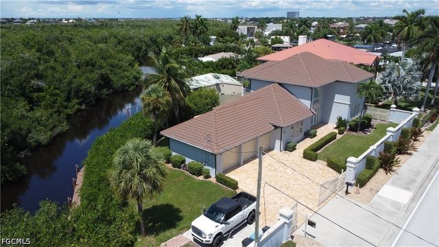 14370 McGregor BLVD, Fort Myers, FL 33919