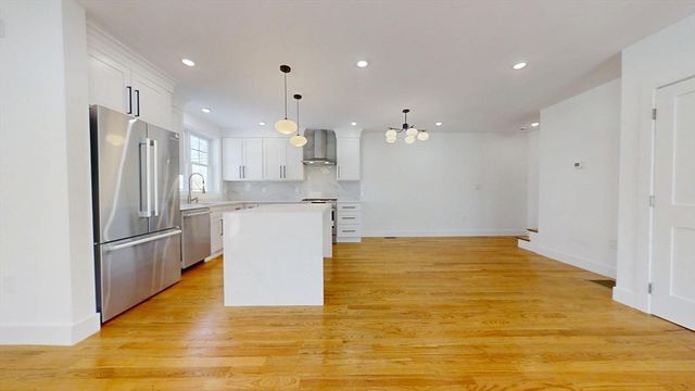 73A Trowbridge Street 73A, Belmont, MA 02478