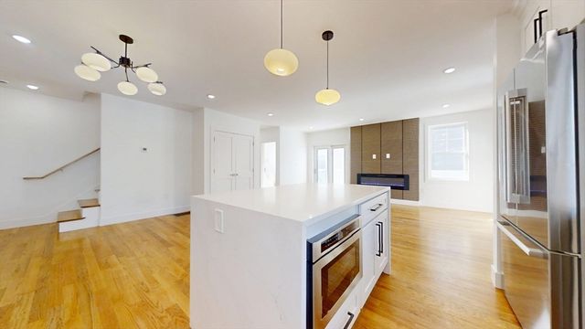 73A Trowbridge Street 73A, Belmont, MA 02478
