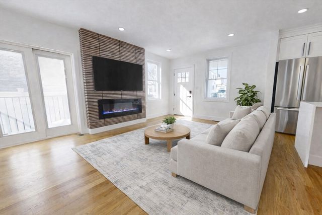 73A Trowbridge Street 73A, Belmont, MA 02478