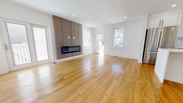 73A Trowbridge Street 73A, Belmont, MA 02478