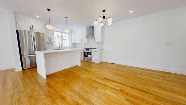 73A Trowbridge Street 73A, Belmont, MA 02478