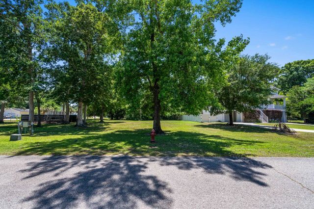1328 Hidden Harbor Rd., Myrtle Beach, SC 29577