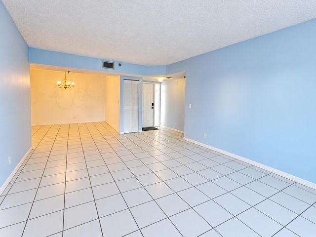 1500 N Ocean Boulevard 203, Pompano Beach, FL 33062
