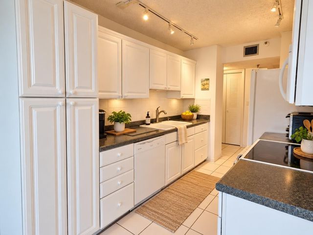 1500 N Ocean Boulevard 203, Pompano Beach, FL 33062