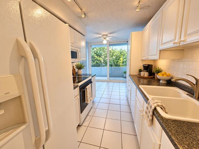 1500 N Ocean Boulevard 203, Pompano Beach, FL 33062