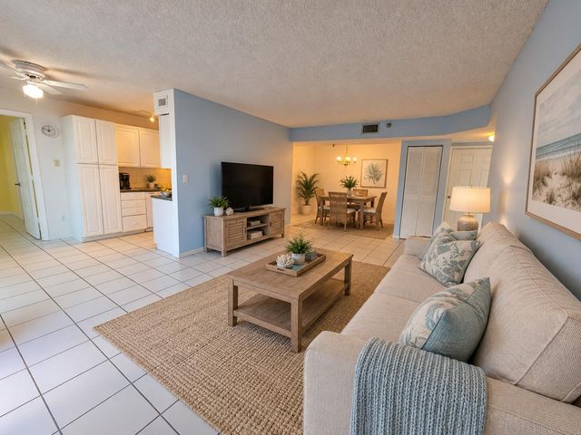 1500 N Ocean Boulevard 203, Pompano Beach, FL 33062