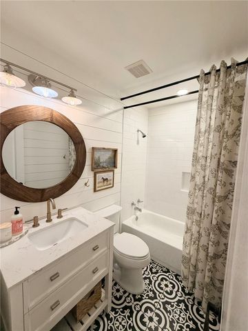 3209 Bonham Drive, Bryan, TX 77803