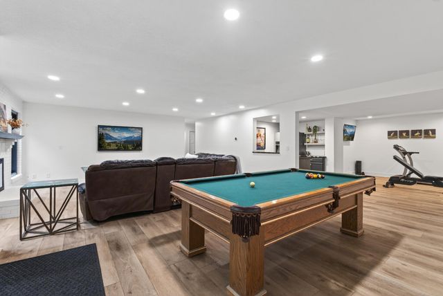 4450 Norwood Lane N, Plymouth, MN 55442