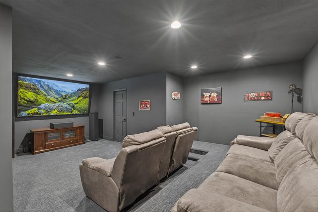4450 Norwood Lane N, Plymouth, MN 55442