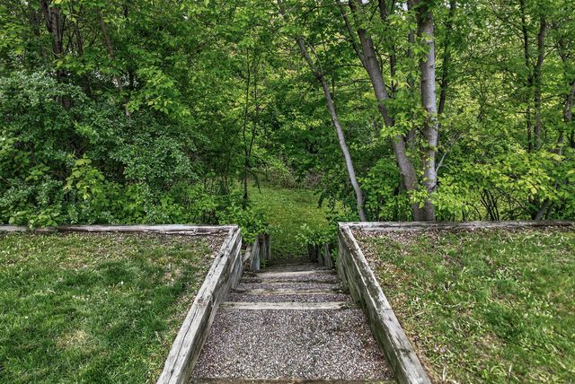 4450 Norwood Lane N, Plymouth, MN 55442