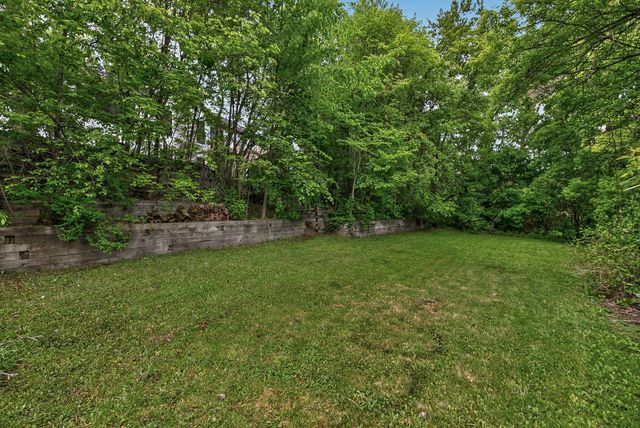 4450 Norwood Lane N, Plymouth, MN 55442