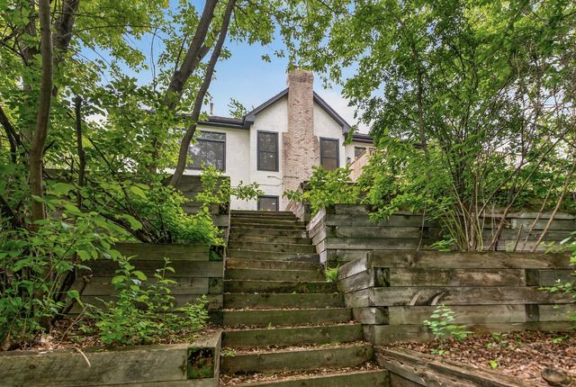 4450 Norwood Lane N, Plymouth, MN 55442