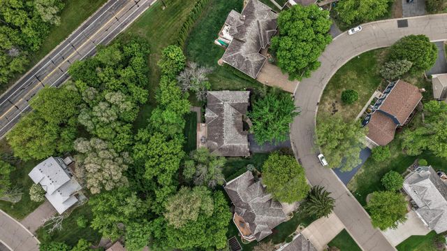 4450 Norwood Lane N, Plymouth, MN 55442