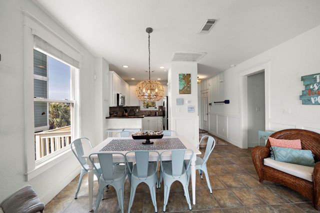 4139 King Rail Circle, Galveston, TX 77554