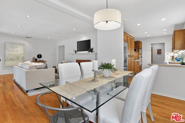 5844 Murietta Avenue, Valley Glen, CA 91401