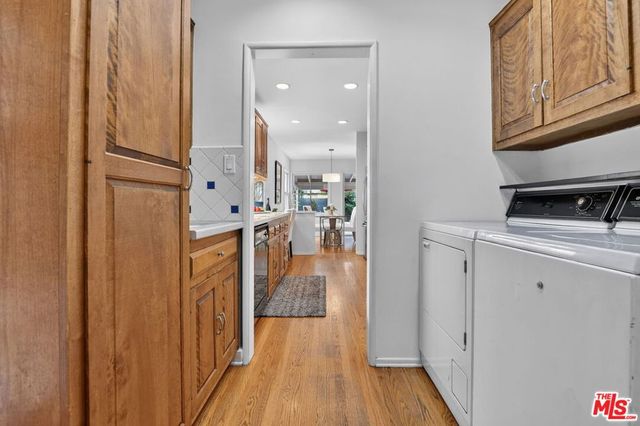 5844 Murietta Avenue, Valley Glen, CA 91401