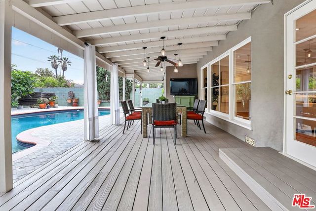 5844 Murietta Avenue, Valley Glen, CA 91401