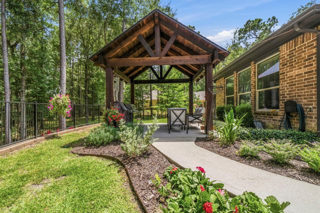 9606 Longmire Creek Way, Conroe, TX 77304